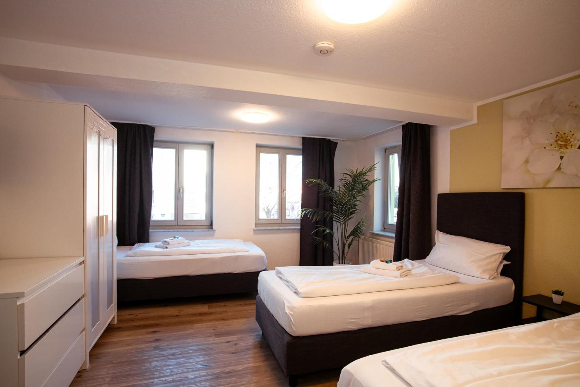 Haus99 Budget Pension & Apartments Fuerth Ngoại thất bức ảnh