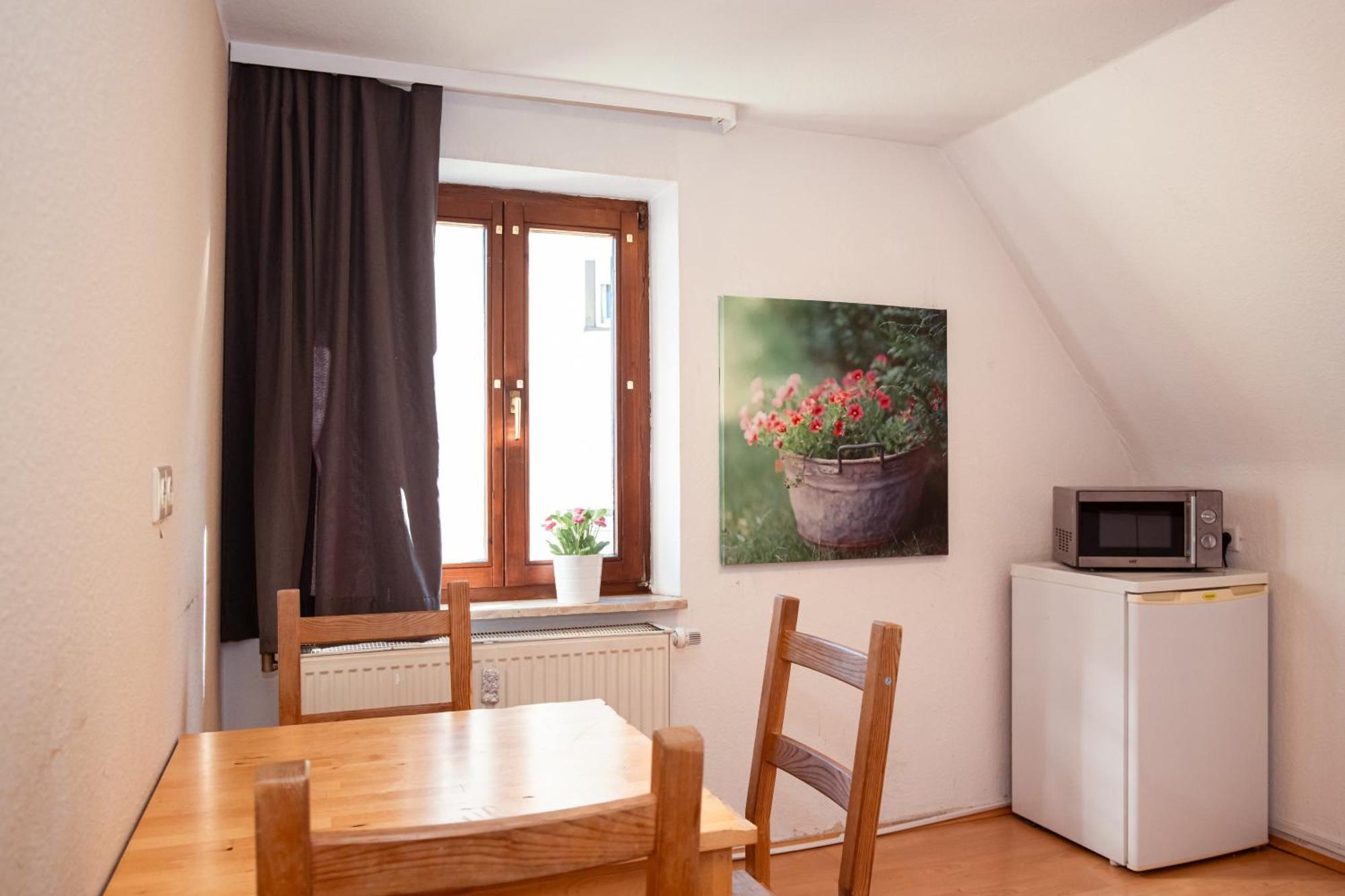 Haus99 Budget Pension & Apartments Fuerth Ngoại thất bức ảnh