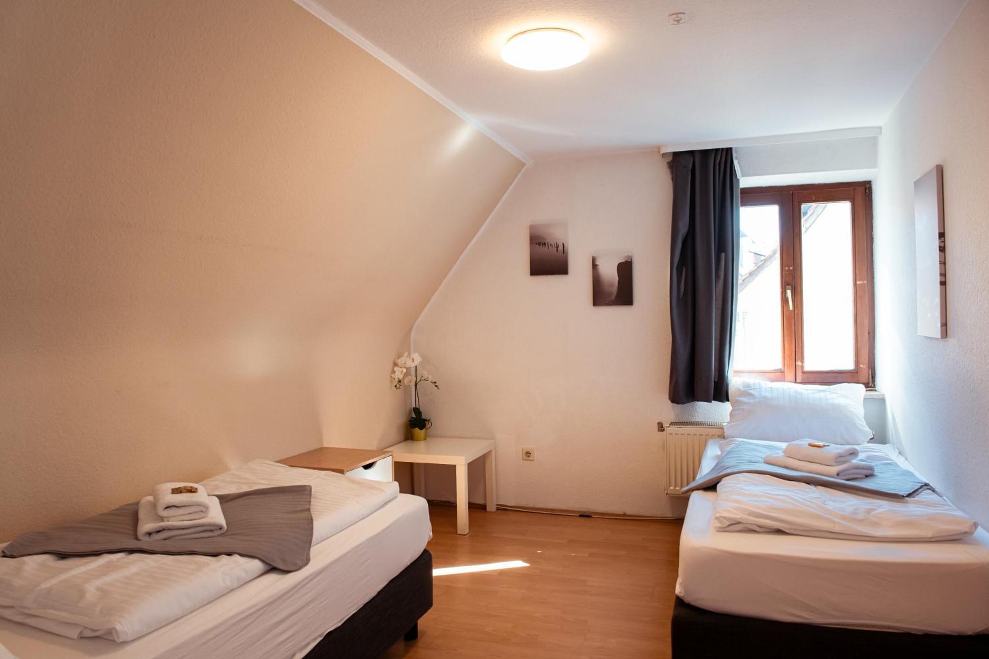 Haus99 Budget Pension & Apartments Fuerth Ngoại thất bức ảnh
