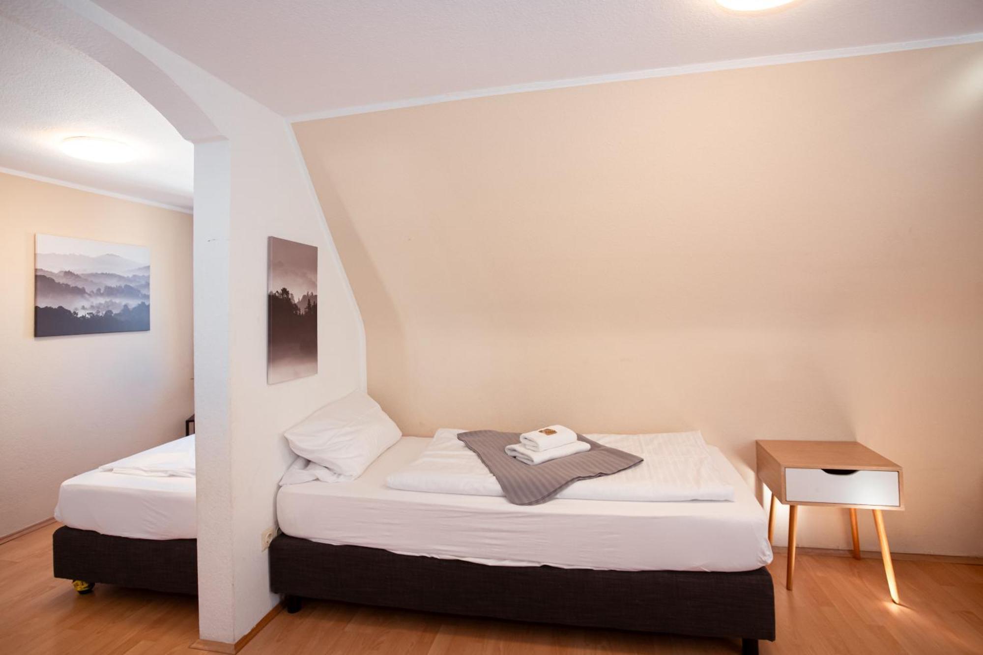 Haus99 Budget Pension & Apartments Fuerth Ngoại thất bức ảnh